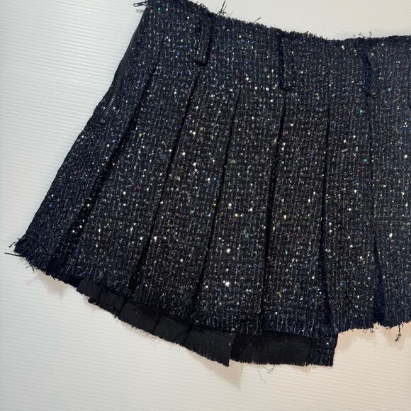 Aqua Wicked Tweed Asymmetric Pleated Skirt Women’s Medium Dark Academia Broadway - Picture 15 of 16